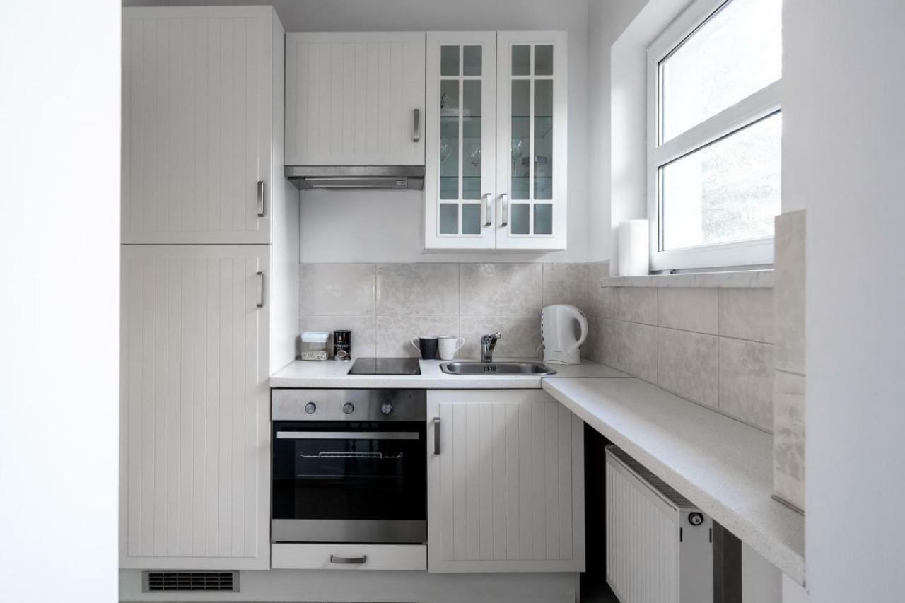 Apartament Szarych Szeregow 46A/1 คาโตวีตเซ ภายนอก รูปภาพ