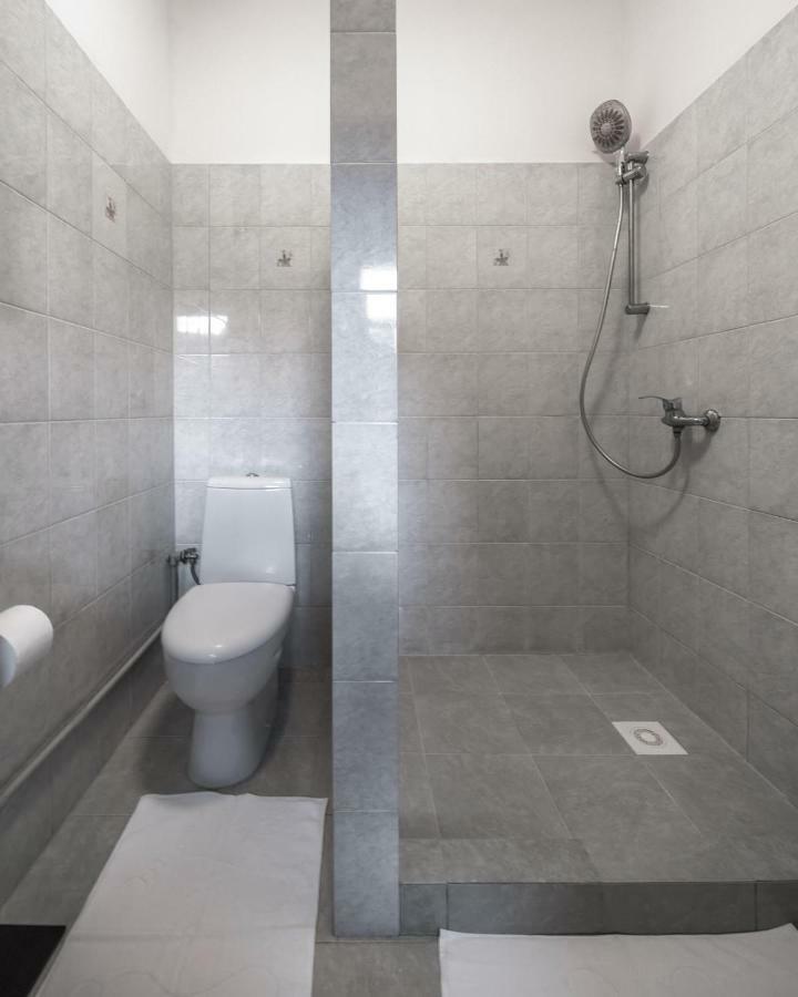 Apartament Szarych Szeregow 46A/1 คาโตวีตเซ ภายนอก รูปภาพ